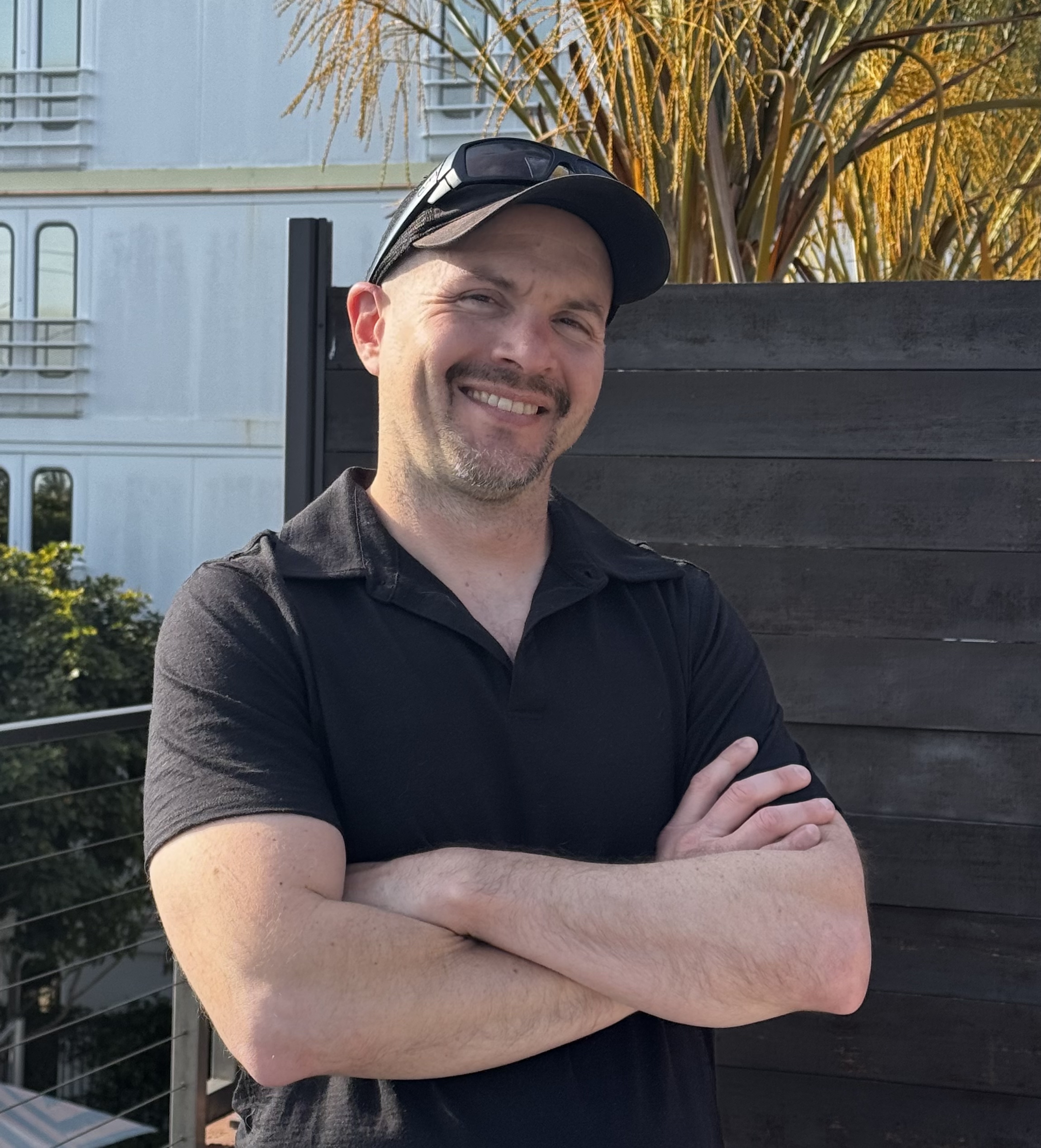 Host: Errol Schweizer